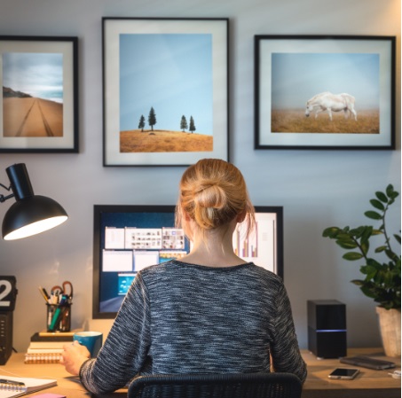 Blending Inspiration from Hybrid Workspaces for Optimal Productivity