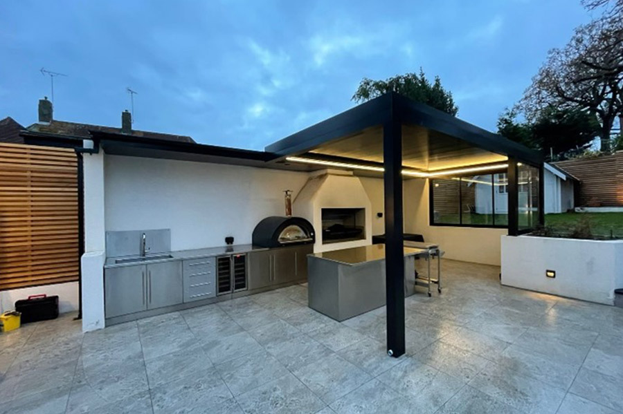 Is This the Season to Buy an Outdoor Kitchen?